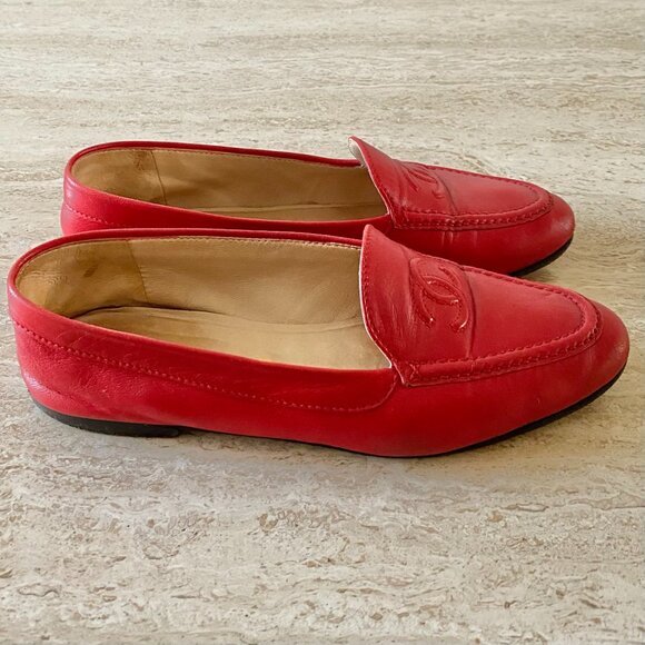 Vintage Chanel CC Loafers - Picture 3 of 8